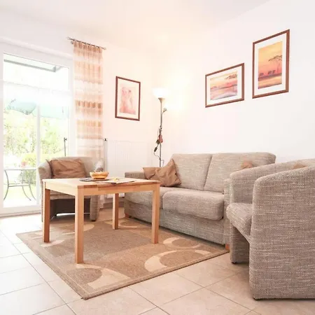 Helga Comfortable Holiday Semesterbostad Norddeich (Norden)